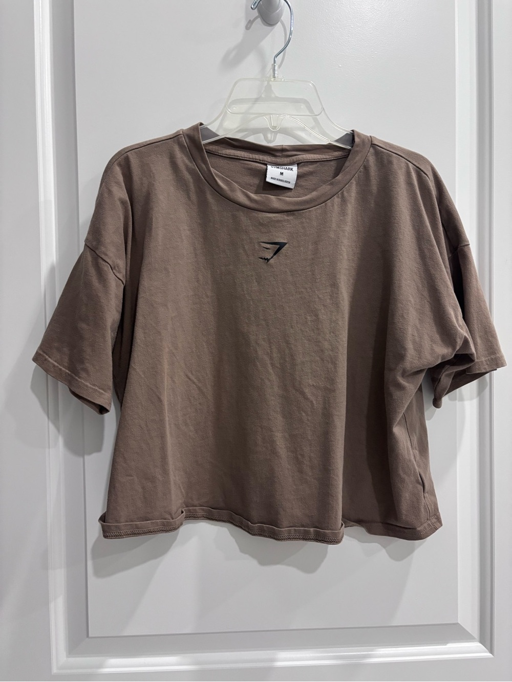 gym shark short sleeve shirt